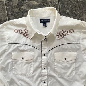 MWG APPAREL Western Embroidered Yoke Snap Button Rodeo Ranch Rockabilly Shirt